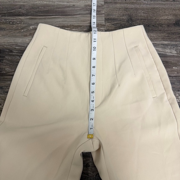 Stradivarius Women’s Cream High-Rise Straight-Leg Pants Size 6 - Picture 5 of 7